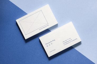 What to Put on a Business Card: 8 Creative Ideas